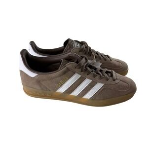 Adidas Gazelle Indoor Brown Suede Gum Sole Sneakers  Mens 9.5 Womens 10.5 NEW